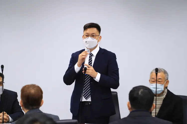 台中市數位治理局首任局長林谷隆。鮮明攝