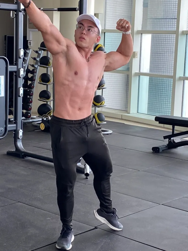 林瑞琰將成為職業選手，持續在健美之路苦練。校方提供