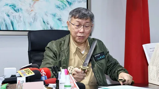 柯文哲卸任前「亮劍」　簽最後一份公文曝光！用「這12字」狂嗆市議會