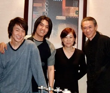 林俊傑（左起）、阿杜、林秋離（右）合照。翻攝林俊傑臉書