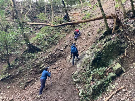 攻屋我尾山困峭壁慘遇地震 他落單迷路獲救:差點回不了家