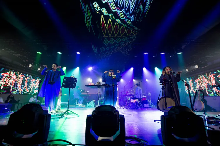 同根生邀請粉絲一起同歡。同根生提供