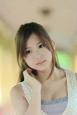 鄭家純加碼曝18歲嬰兒肥照片。翻攝自鄭家純臉書