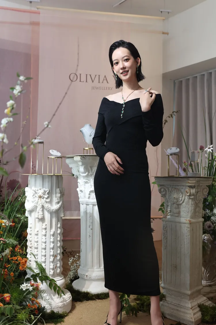 OLIVIA YAO FINE JEWELLERY SALON帶點少女感的設計，讓孟耿如放下過往對珠寶既定的距離感。翁玉信攝