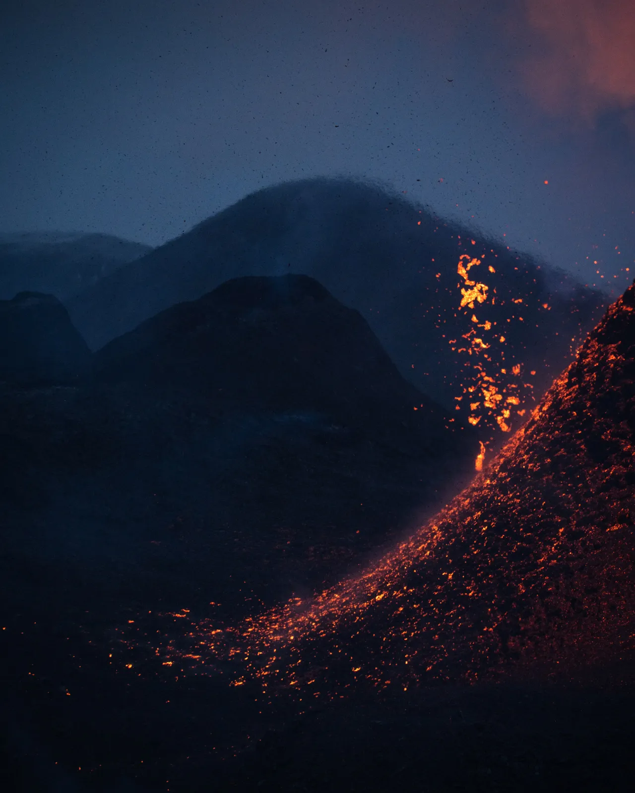 美國攝影師雅客許拍攝的火山照(圖)與加拿大攝影師拍攝的冰川,同獲「年度照片」大獎。©Philipp Jakesch/Natural Landscape Photography Awards