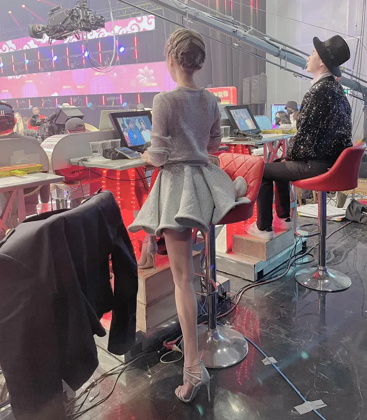 KIMIKO長腿讓大家看傻。翻攝KIMIKO臉書