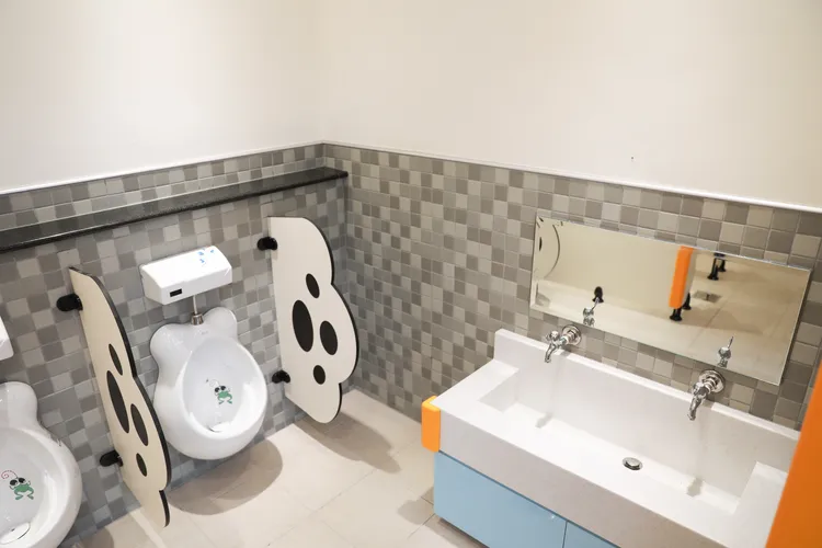 金六結分班於111學年下學期1月開始招收滿2歲幼幼班幼童。公所提供