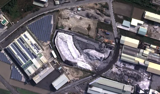 2013年的衛星圖。讀者提供