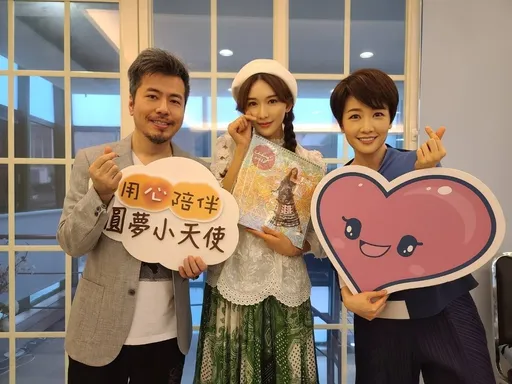 黃國倫百萬善款面交林志玲　寇乃馨曝第一名模驚人臂力