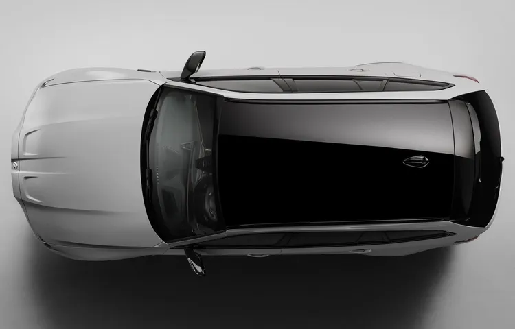 M3 Touring無法選配碳纖維車頂與天窗，採用黑色高光澤烤漆處理。原廠提供採用