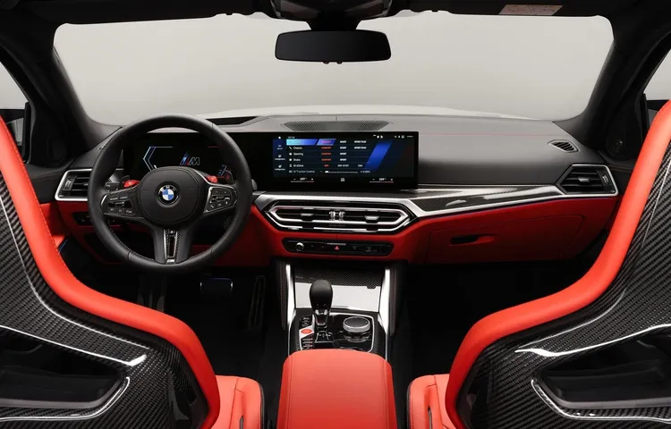 科技化的大型曲面螢幕一如小改款3系列般相當吸睛。原廠提供