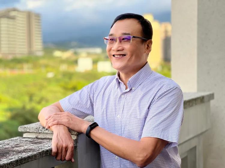 高啟輔至今無法接受沒犯錯卻被離職。陳彩玲攝