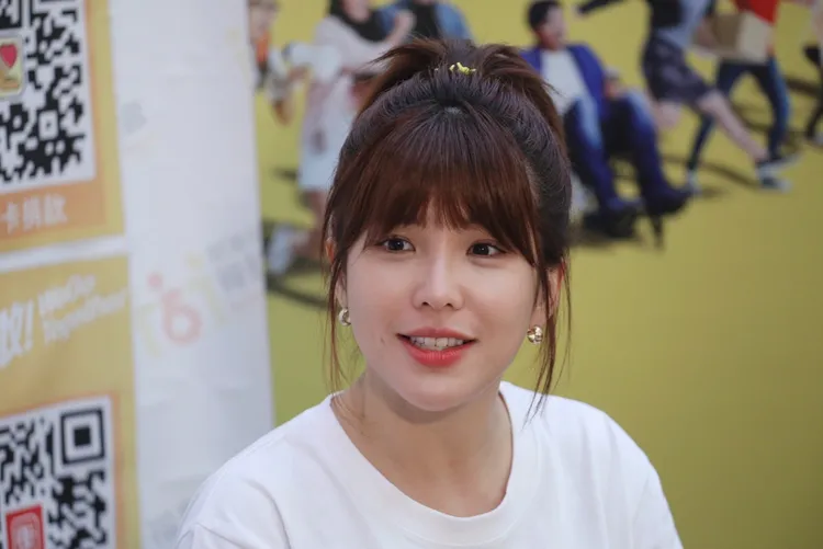 壯壯要展開宣傳。陳明中攝