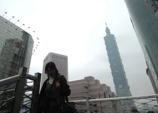 台股|法人砍171億!台積電殺尾盤跌2.25% 指數收跌251點失守10日線