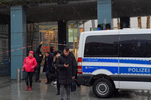 有驚無險! 德東德勒斯登鬧區疑似挾持人質事件 警方已排除