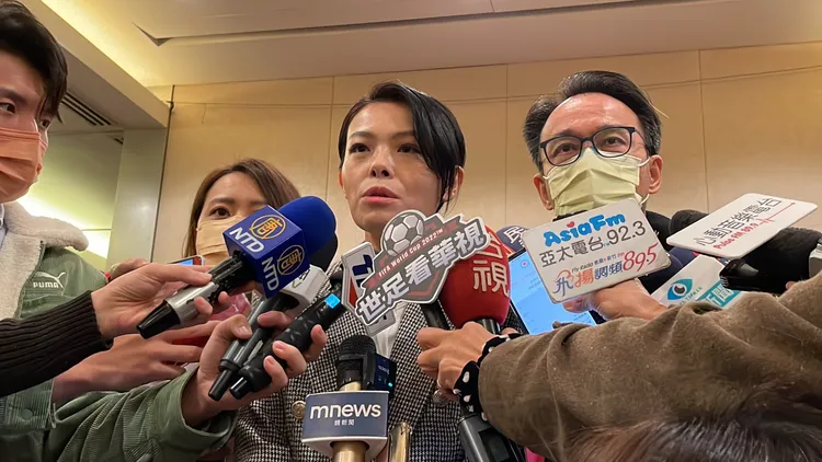 媒體提問，台北地檢署挨批說小案來大辦？高虹安表示，一切都還是回歸到尊重檢調的程序。黃羿馨攝