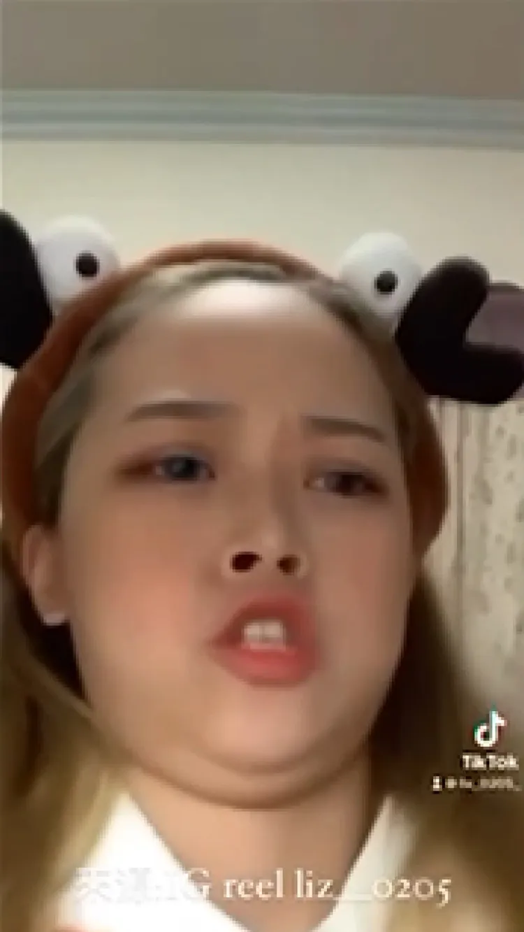 很放得開讓網友笑翻。本影片截圖經「IG :reel :liz__0205」授權刊登