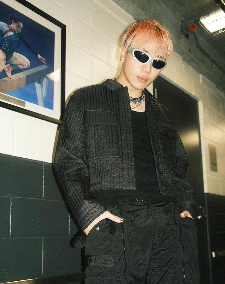 ØZI聖誕跟跨年在工作中度過。新樂園音樂提供