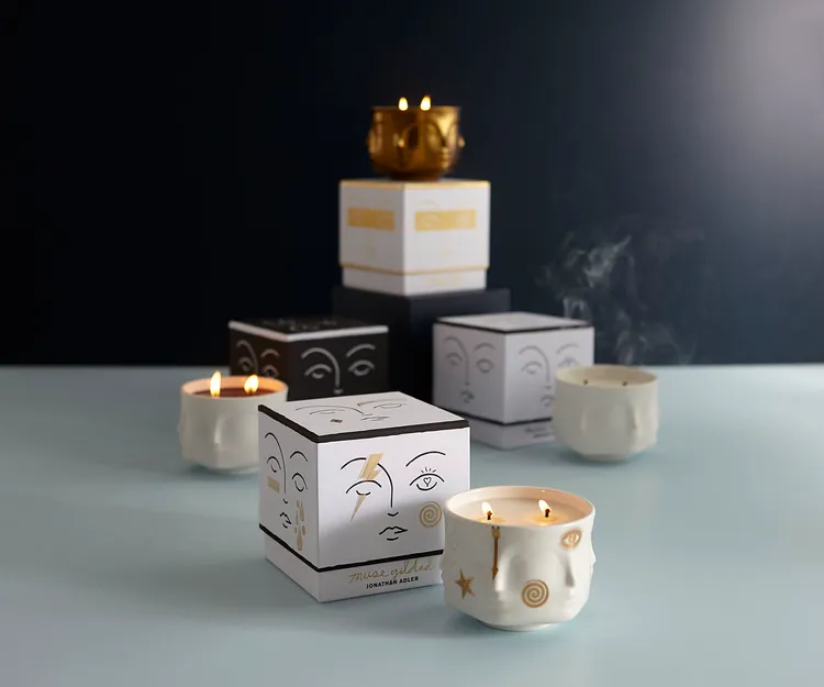 Jonathan Adler繆斯女神香氛蠟燭，各3480至3980元。品牌提供