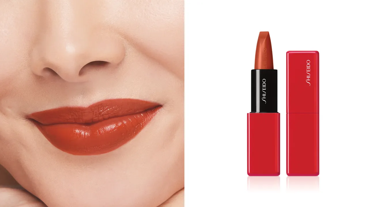 2023年3月才將上市的超進化絲絨緞光唇膏，將在演唱會上搶先全球曝光，1150元。品牌提供