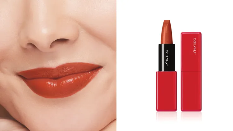 2023年3月才將上市的超進化絲絨緞光唇膏，將在演唱會上搶先全球曝光，1150元。品牌提供