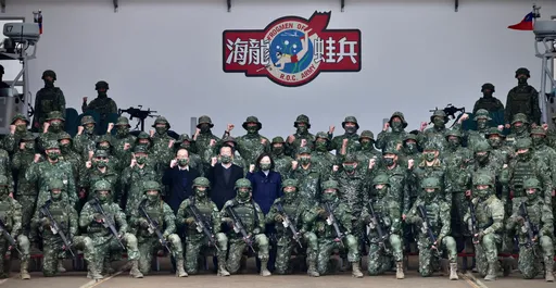 對國軍無比驕傲! 蔡英文:衛國決心說到一定做到