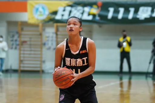 HBL｜淡商「魔獸」就是她！平均30分、22籃板　教練還想要她做更多
