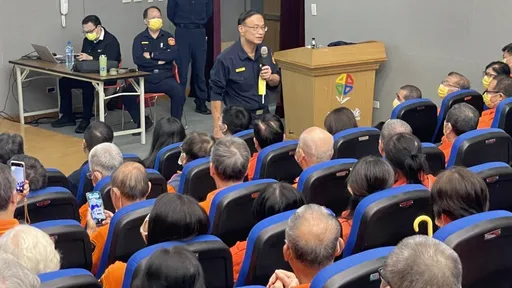 社區巡守隊員協力維護治安 新北警局長表揚「社會無名英雄」