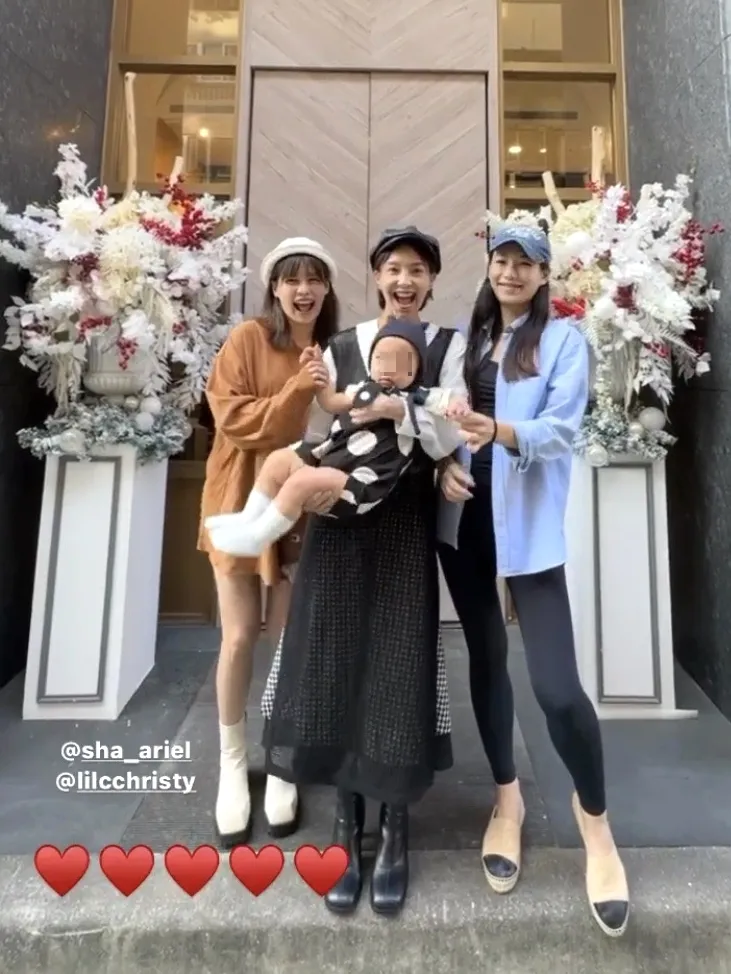 夏宇童（左起）日前和金鐘主持人陳瑋薇、主播洪藜恩，開心吃義大利麵，再去逛嬰兒用品店。翻攝夏宇童IG