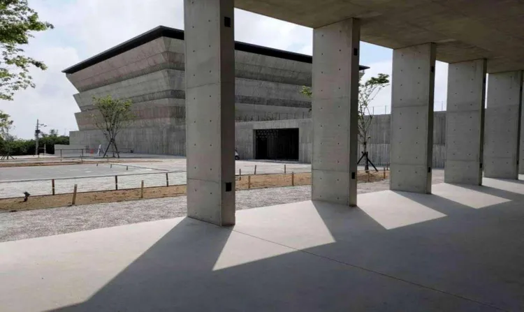 新竹市納骨塔「永恆之丘」顛覆傳統印象 勇奪2022金點設計「年度最佳設計獎」。新竹市政府提供