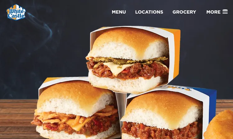 這群「8+9」犯案後，在逃亡中堅持要去買現做的「白城堡」漢堡。翻攝White Castle