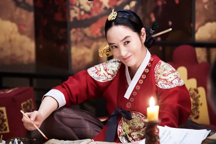 金惠秀領軍的《王后傘下》擠進今年迷你劇收視第3名。Netflix提供