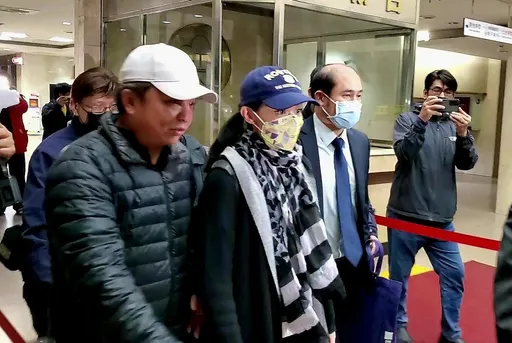 高虹安涉詐助理費60萬交保！　調查局北機站再約談3助理作證