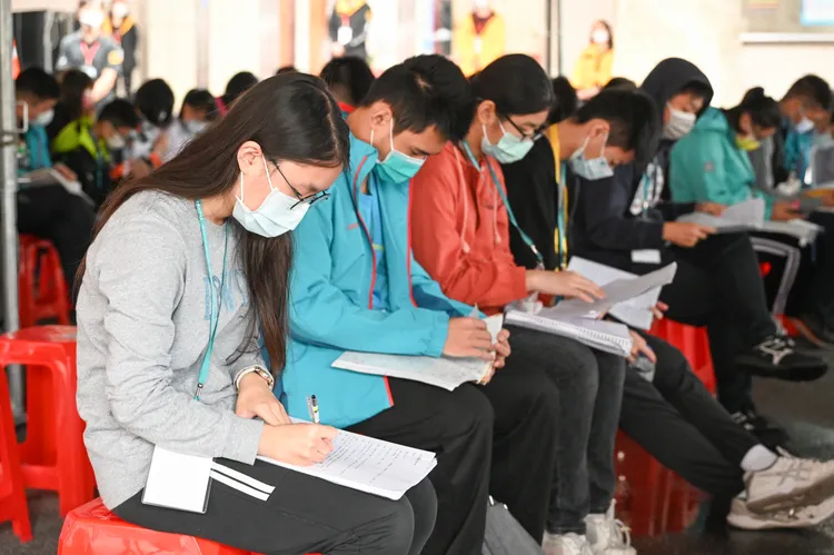 全國各縣市參賽選手、家長及老師來到新竹市參加111年全國語文競賽。新竹市政府提供