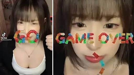 妹子這樣吃小熊軟糖太邪惡 一下子就game over!男網友都暴動了
