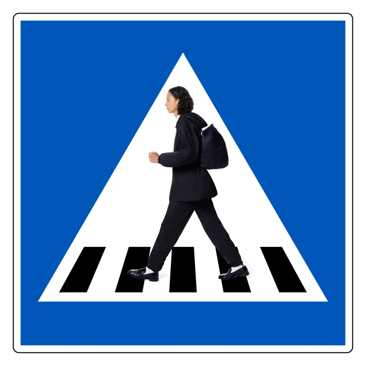 每1款聯名單品在基礎功能之外，都附有另一項額外機能，像是大型旅行包可以做出4種攜帶方式，包括手提、附加背帶做斜背，以及肩背或後背等，能適用於各種情況和生活節奏。品牌提供