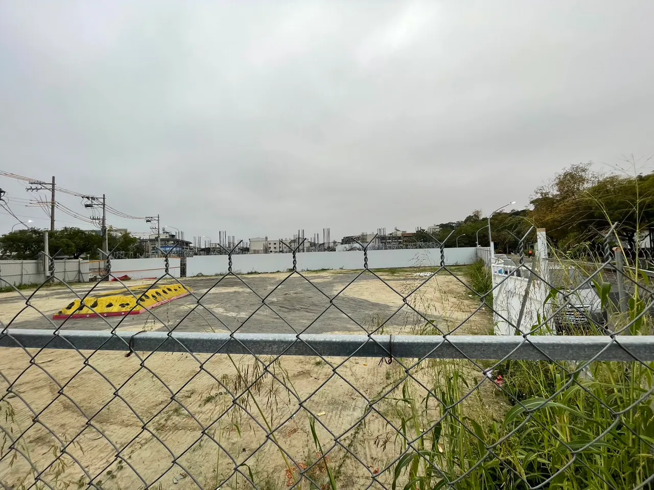 「船佳堡」与「Power City」基地相近，房价落差也不大。叶家铭摄