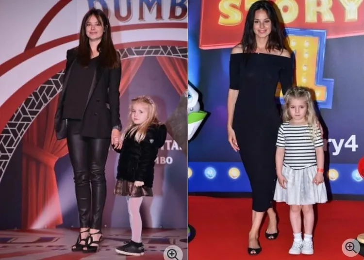 韓國網友指凱蒂2019年參加首映，身邊的金髮萌娃就是她女兒。翻攝theqpoo