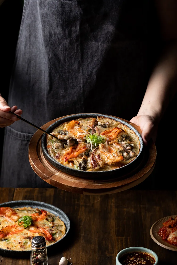 三鮮海味煎餅360元。業者提供