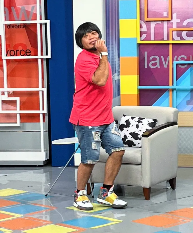 巴大雄曾聽信朋友加入直銷行列，最後背債200多萬元。和展影視提供