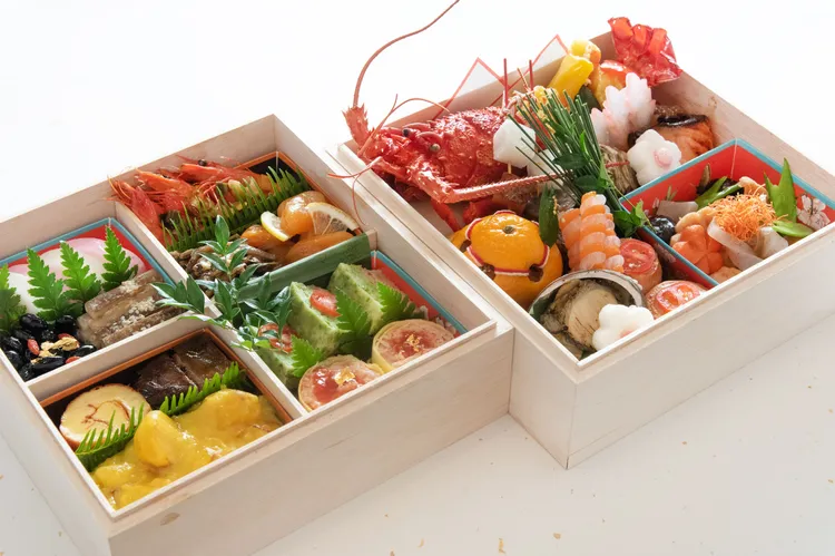 大倉久和大飯店山里推正宗日式「御節料理，滿藏職人手藝及祝福心意。大倉久和提供