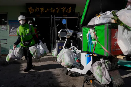 銀彈攻勢!中國疫情重創物流 政府、企業鼓勵市民當外送員