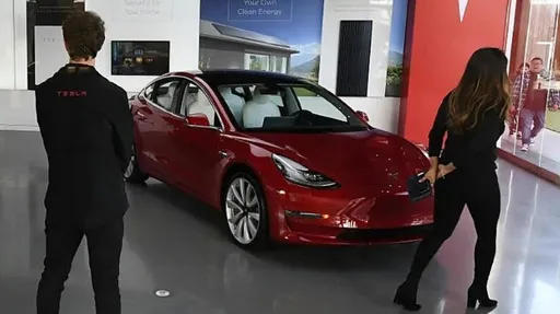 不是科技公司、產能已過剩！　他預言特斯拉股價將崩跌85%