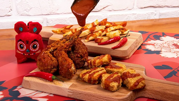 水牛城雞塊、雞翅、薯條火熱新登場。業者提供