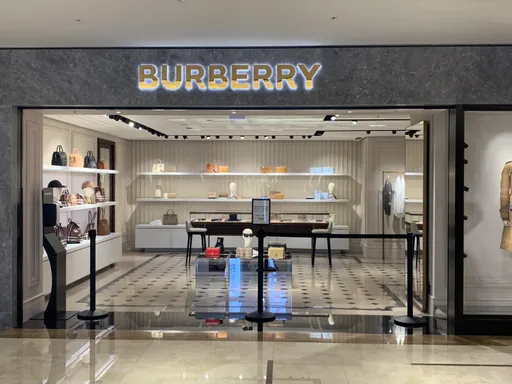 双12买精品包享优惠 限4天!LV、BURBERRY有折扣
