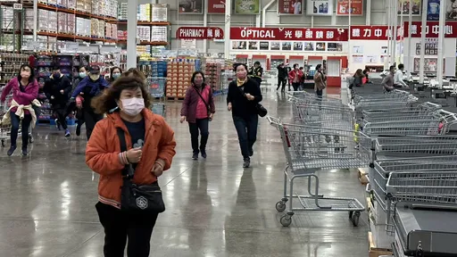 年关将近人潮涌　新北市消防局赴美式卖场救灾演练