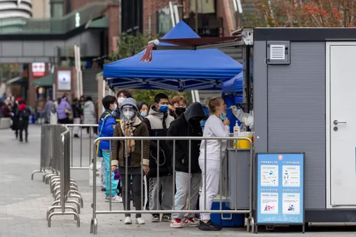 中國「核酸盛世」終落幕 檢測業3年大發防疫財1.6兆