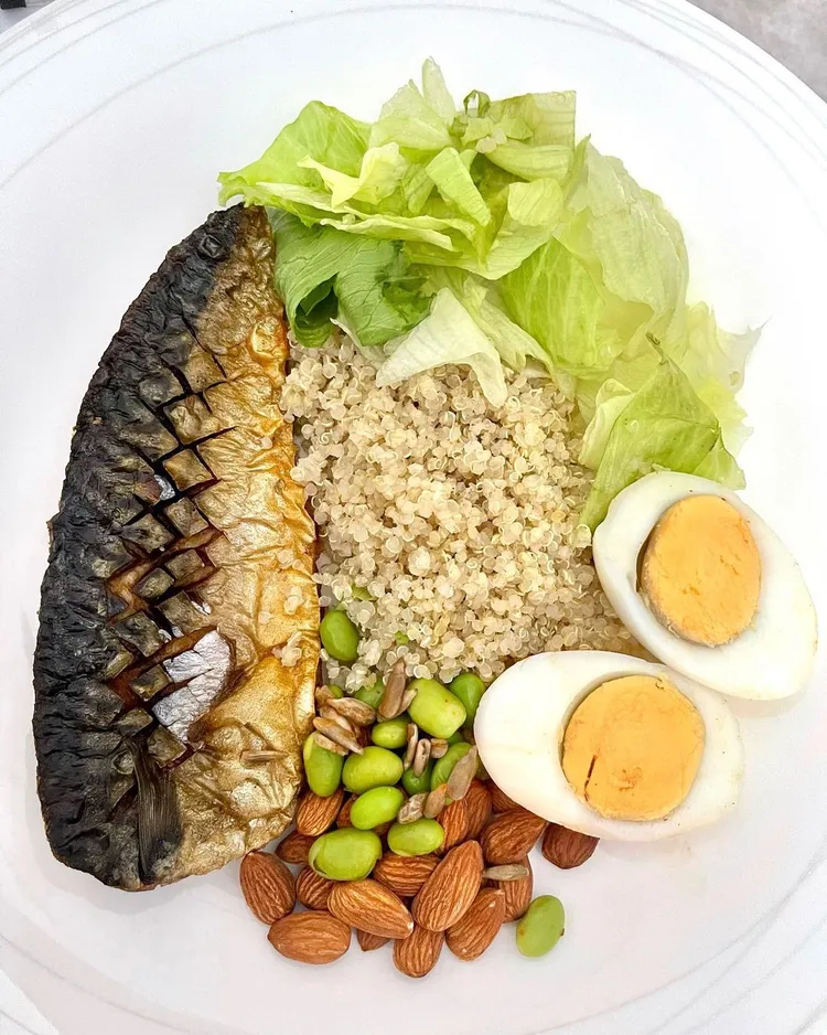 李元玲貼出多張自己天然飲食的餐點照片。翻攝自IG cathrynli