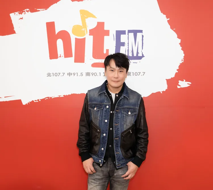 張信哲將在明年攻蛋。Hit Fm聯播網提供