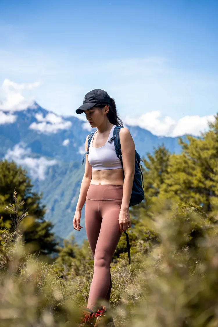 工作之餘高鈺涵也喜歡爬山登百岳。高鈺涵提供
